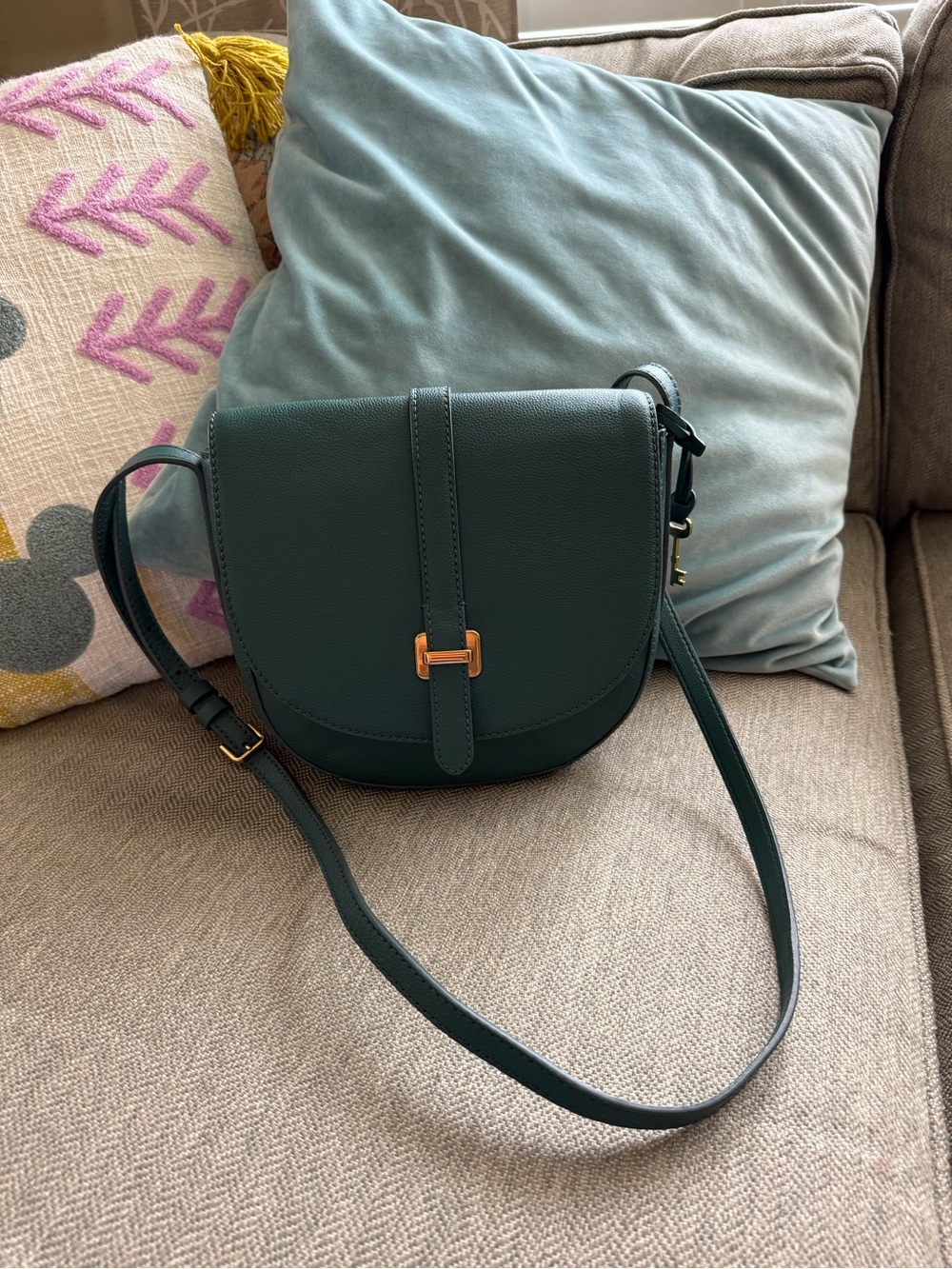 Fossil Dark Green Saddle Crossbody Bag with Gold Hardware